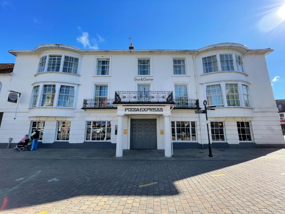 The Star And Garter Hotel Andover Bagian luar foto