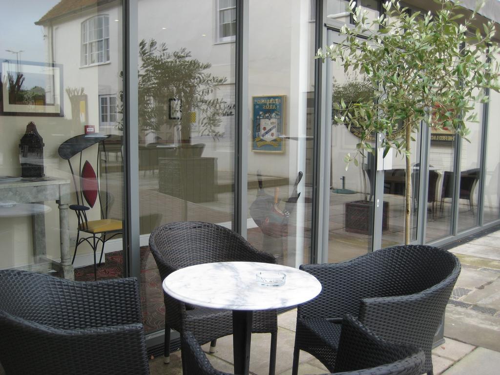 The Star And Garter Hotel Andover Bagian luar foto