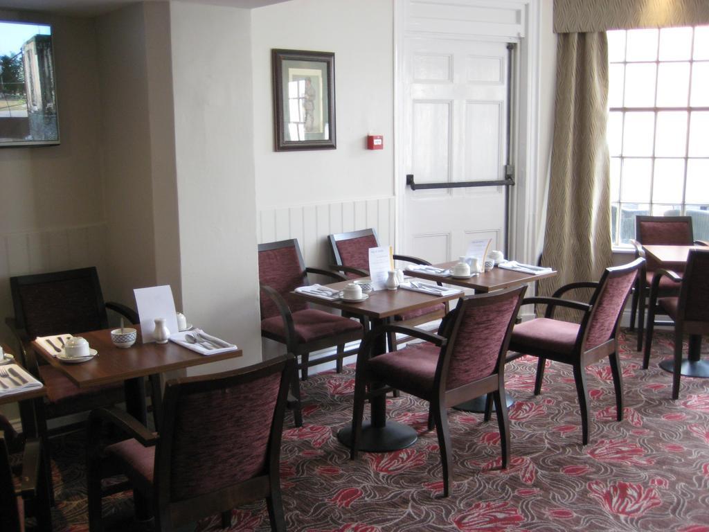 The Star And Garter Hotel Andover Bagian luar foto