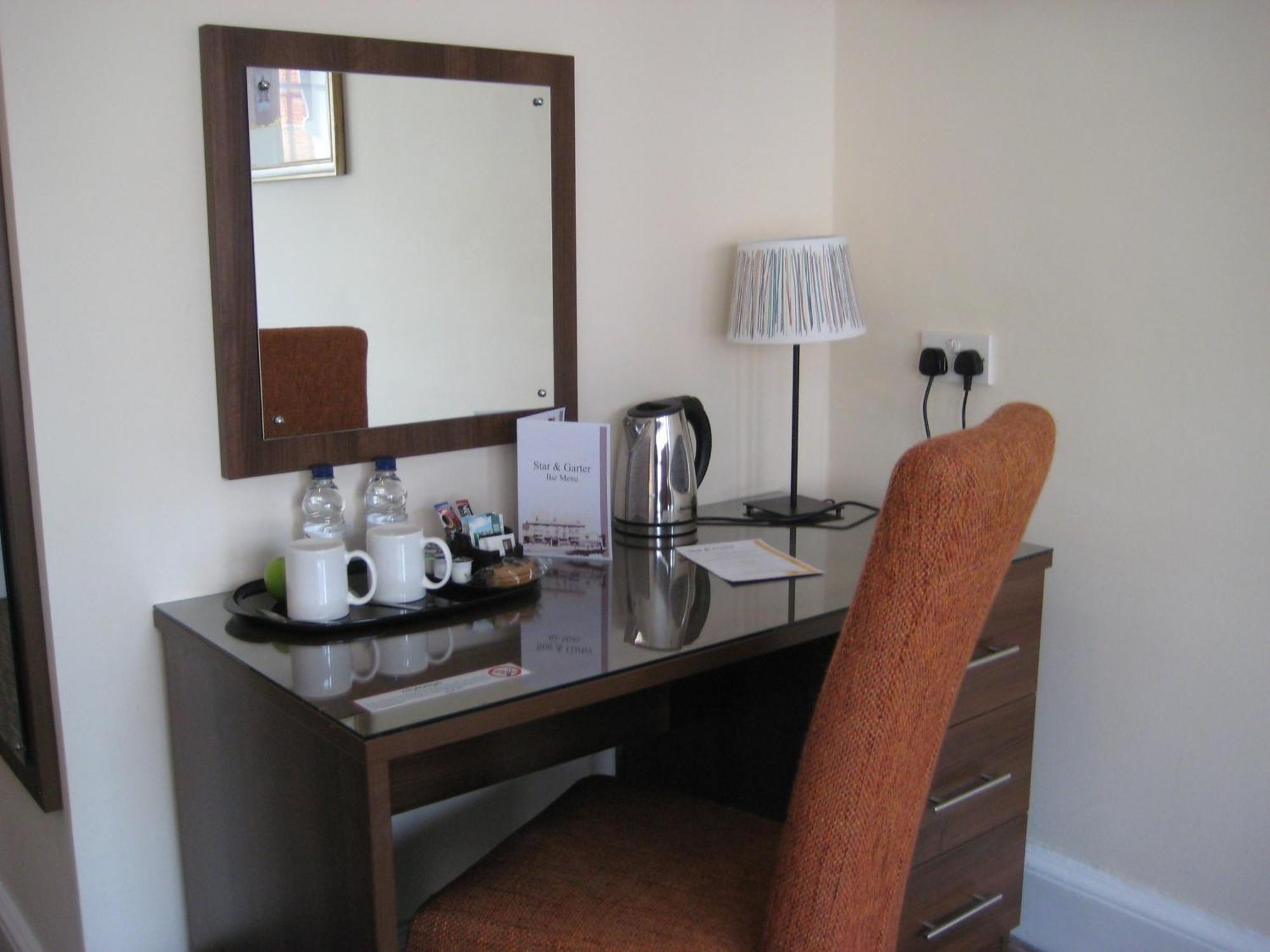 The Star And Garter Hotel Andover Ruang foto